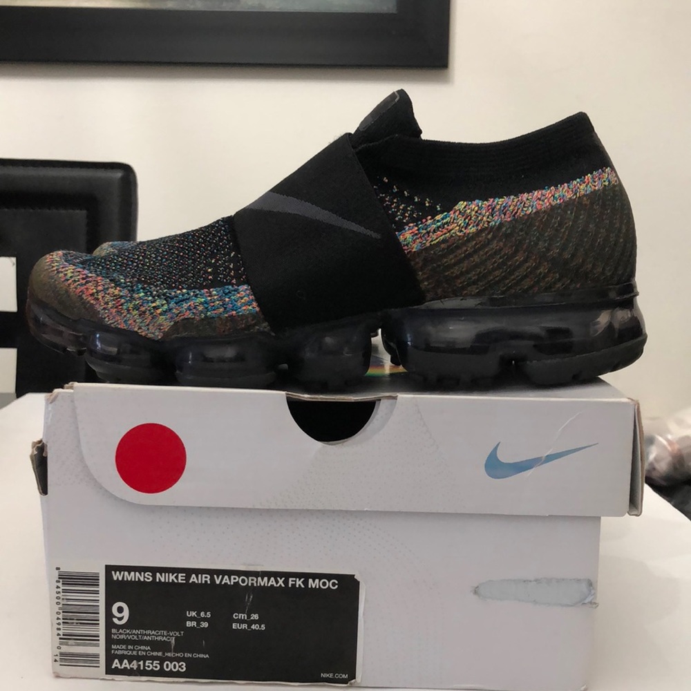 NIKE AIR VAPORMAX FLYNIT MOC RUNNING SNEAKERS WOMENS SIZE 9